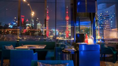 Shanghai ufuk çizgisinin güzel gece sahnesi. Yüksek kalite fotoğraf