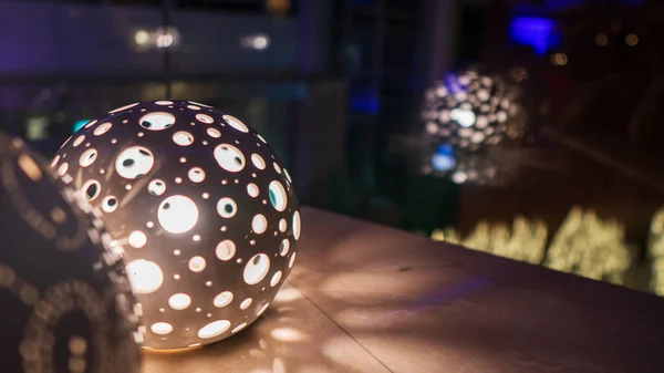 Kerek Led Lámpák Asztalon Belső Dekoráció Kiváló Minőségű Fénykép — Stock Fotó
