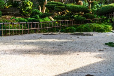 Japonya 'nın Kyoto kentindeki Myoshin-ji Tapınağı' ndaki Taizo-in Tapınağı 'ndaki kuru arazi dalgalanmaları. Yüksek kalite fotoğraf