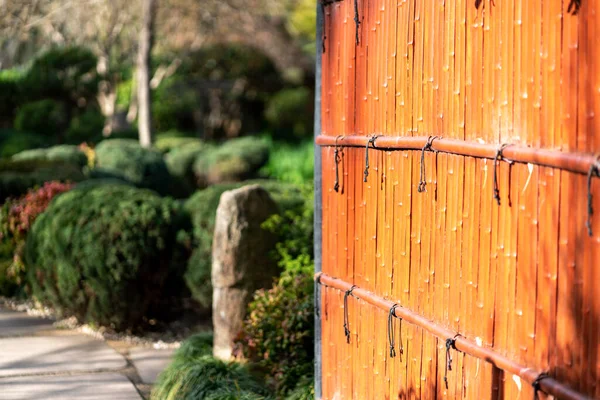 京都の日本庭園の内側からの眺め 高品質の写真 — ストック写真