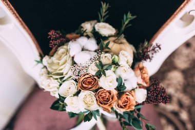 Güzel bir çiçek buketi, yakın plan.      