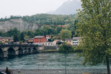 Şehrin en ünlü simgesinin köprüsü. 