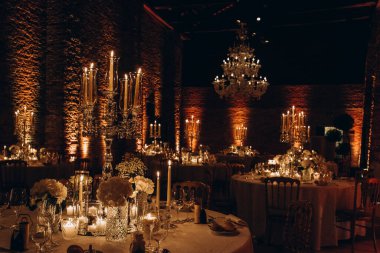 Lokantada çok güzel bir düğün salonu var.