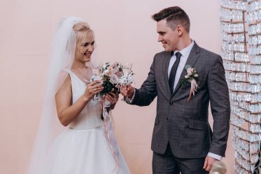 Gelin ve damat, düğün