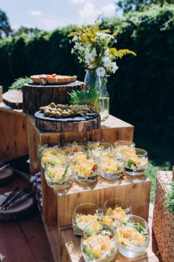 Açık büfe düğün resepsiyonu.               