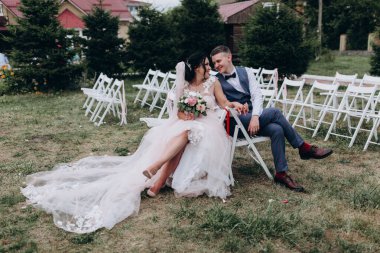 Parktaki yeni evli çiftimiz