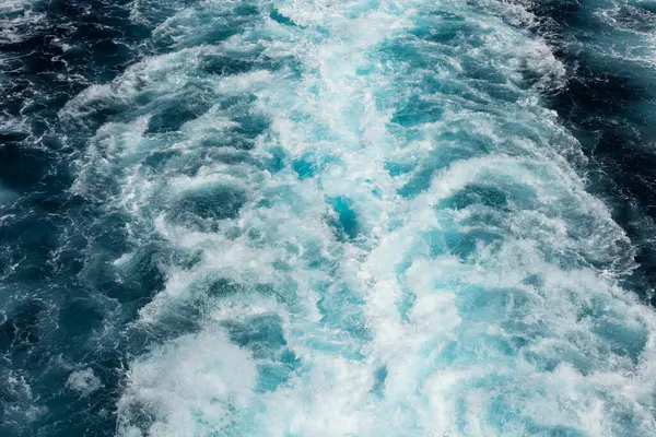 Deniz Yüzeyi Mavi Dalgalar Doğal Doku Arkaplanı — Stok fotoğraf
