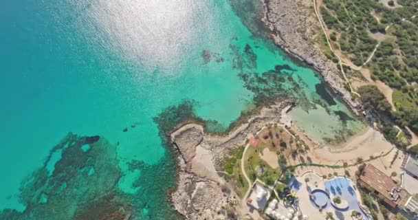 Flygfoto Över Stranden Ayia Napa Cypern Vackra Lyxhotell Stranden Medelhavet — Stockvideo