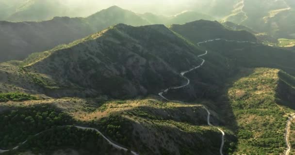Hermoso Paisaje Serpentina Carretera Las Montañas Paisaje Natural Con Bosques — Vídeo de stock