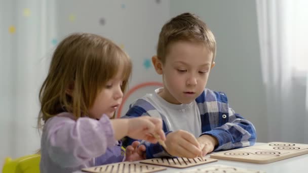 Logic Journey Begins Teacher Assisted Play Based Learning Mind Stretching — Stok Video
