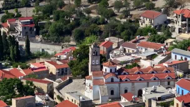Вид Воздуха Город Лефкара Кипр Церковь Колокольней Центре Исторического Города — стоковое видео