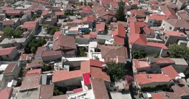 Průzkum Dronů Poutavé Záběry Architektury Starého Města Lefkaras Nápadnými Červenými — Stock video