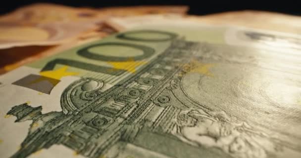 Видеозапись Крупным Планом Банкноты Сто Евро Обмен Валюты Банковские Операции — стоковое видео