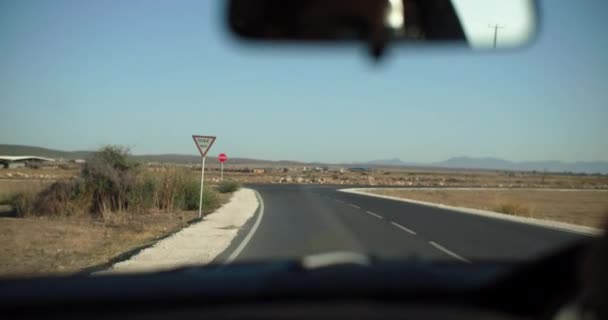 Filmik Tła Drogi Widziany Przedniej Szyby Samochodu Piękna Wycieczka Autostradą — Wideo stockowe