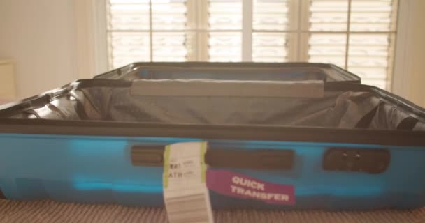 Adventure Awaits Detailed View Girls Meticulous Suitcase Packing Envisioning Exciting — Vídeo de stock