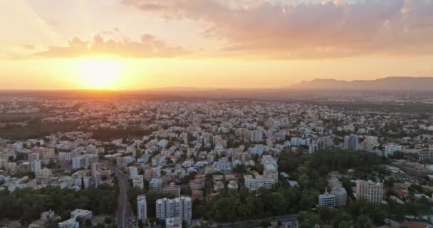 Metropolita Marvel Aerial View Showcasing Nikozja Stolica Cypru Zmierzchu Wysokiej — Wideo stockowe
