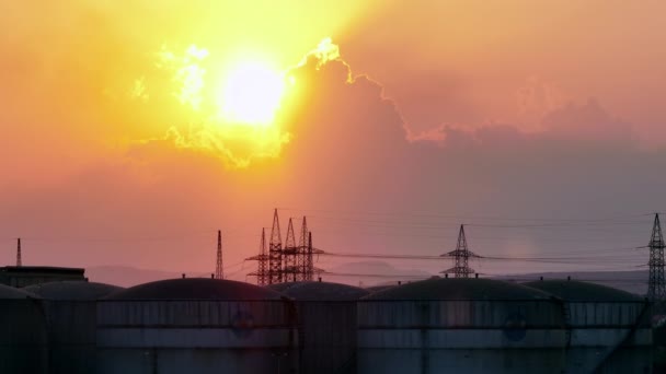 Zonsondergang Industrie Luchtfoto Van Elektriciteitscentrale Van Dhekelia Aan Zee Cyprus — Stockvideo