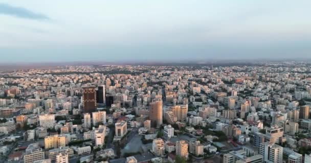 Vista Aérea Del Paisaje Urbano Capital Chipre Nicosia Una Ciudad — Vídeos de Stock