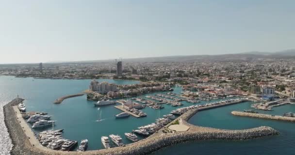 Vista Aérea Del Paisaje Urbano Limassol Chipre Puerto Deportivo Con — Vídeo de stock