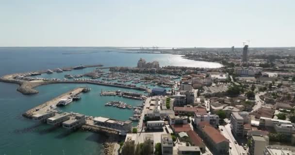 Vista Aérea Del Paisaje Urbano Limassol Chipre Puerto Deportivo Con — Vídeos de Stock