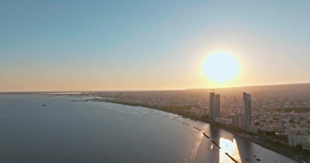 Yükseltilmiş Huzur Limassols Şehir Sahil Büyüleri Nin Huşu Veren Günbatımı — Stok video