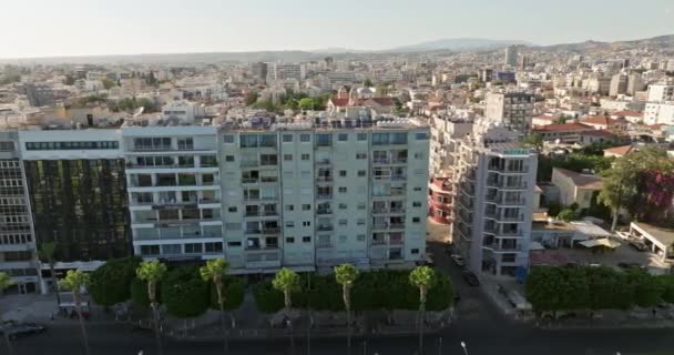 Vista Aérea Del Mar Costero Limassol Chipre Arquitectura Ciudad Con — Vídeos de Stock