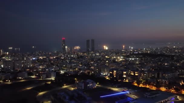 Vista Aérea Paisaje Urbano Noche Limassol Chipre Paisaje Urbano Con — Vídeos de Stock