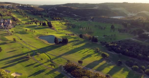 Veduta Aerea Campi Golf Bellissimo Paesaggio Giochi Sportivi All Aperto — Video Stock