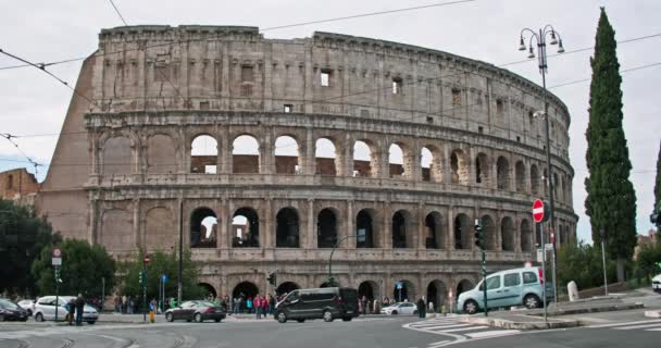 Koloseum Rzymie Stolicy Włoch Starożytna Architektura Kolumnami Historycznym Centrum Miasta — Wideo stockowe