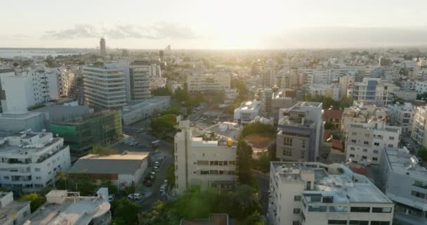 Esplendor Aéreo Explorando Limassol Cityscape Chipre Arquitetura Urbana Cenas Rua — Vídeo de Stock