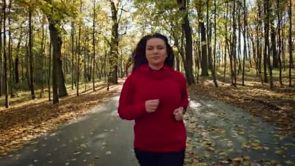 Harvesting Health Woman Sportswear Embracing Active Lifestyle Autumn Park Run — Vídeos de Stock