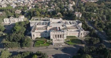 Modern Roma Roma Sanat Galerisi 'nin şehir manzarası. Yüksek kalite 4k görüntü