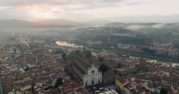 Luchtfoto Stadsgezicht Bij Zonsondergang Florence Italië Santa Croce Basiliek Een — Stockvideo
