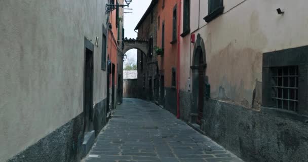 시간없는 아름다움을 Civita Bagnoregio Italys 활기찬 거리와 다채로운 고품질 — 비디오