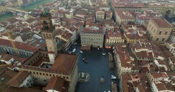 イタリアのフィレンツェの街並みを眺める 広場にある有名な観光タワーの街並み 高品質の4K映像 — ストック動画