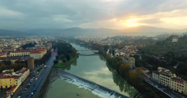 Krajobraz Miasta Lotu Ptaka Zachodzie Słońca Florencja Włochy Rzeki Mosty — Wideo stockowe