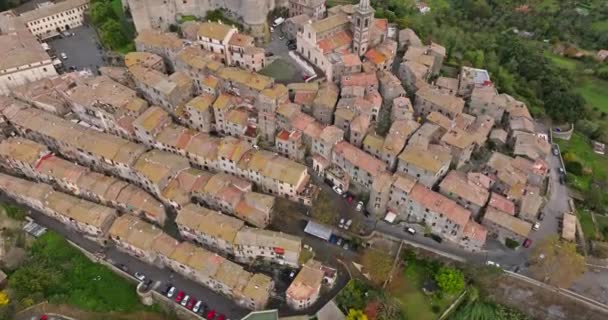 Bracciano Skyline Aerial Spectacle Italys Lakeside City Med Kyrkor Fästning — Stockvideo