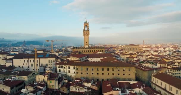 Golden Hour Elegance Cinematic Aerial Exploration Florences Cityscape Sunset Illuminated — Vídeo de stock