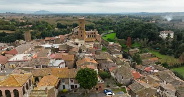 Sutri Chronicles Aerial Odyssey Italys Architectural Marvels Revealing Bustling Urban — Vídeo de Stock
