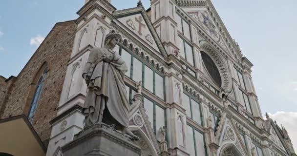 Standbeeld Van Dante Alighieri Bij Basiliek Van Santa Croce Florence — Stockvideo