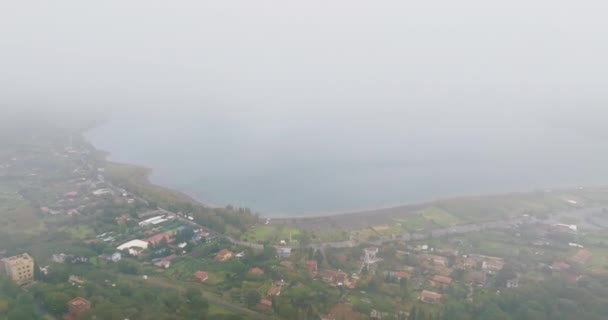 Vista Aérea Lago Albano Itália Vídeo Panorâmico Místico Paisagem Natural — Vídeo de Stock