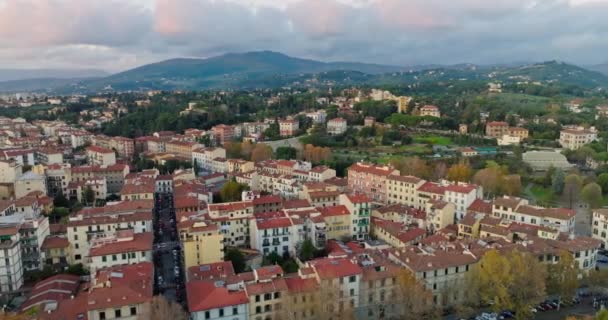 从上往下发现弗洛伦斯 欧洲历史名胜和托斯卡纳风景画的空中旅行 高质量的4K镜头 — 图库视频影像