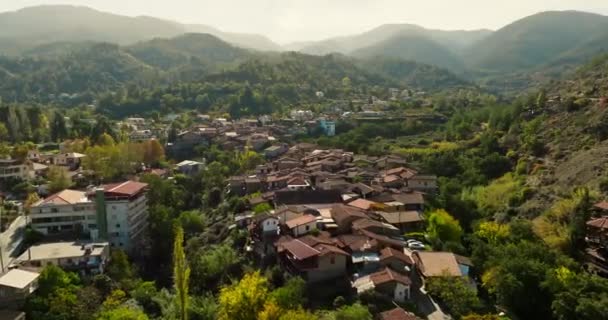 Kakopetria Chipre Birds Eye Perspective Scenic Mountain Village Apresentando Seus — Vídeo de Stock