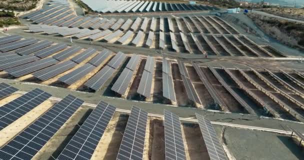 Sunny Sustainability Aerial Perspective Solar Panel Factory Cyprus Showcasing Green — Vídeos de Stock