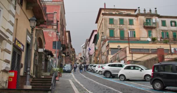 Μαγευτικό Ιταλικό Χωριό Δρόμοι Και Αυλές Αστική Ζωή Και Αρχιτεκτονική — Αρχείο Βίντεο