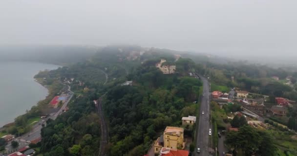 Luchtfoto Van Castel Gandolfo Albano Italië Bergketen Kliffen Van Oever — Stockvideo