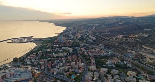 Vista Aérea Paisagem Urbana Dos Subúrbios Limassol Chipre Bela Paisagem — Vídeo de Stock