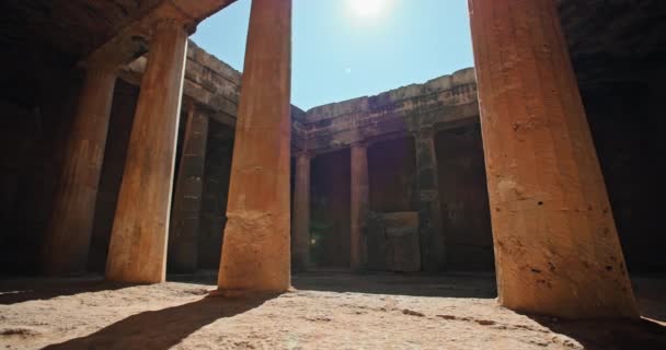 Ponořte Dějin Objevte Starověké Řecké Ruiny Staré Sloupy Hrobky Krále — Stock video