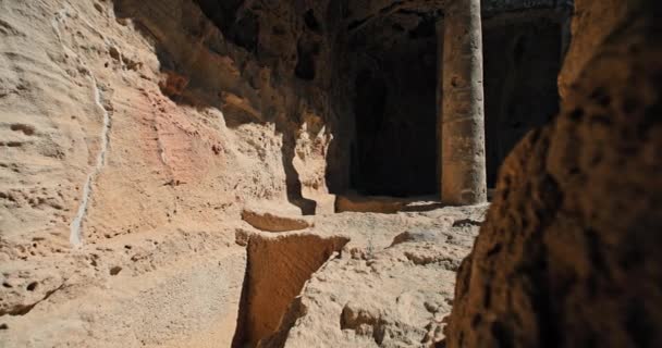Enigmatic Beauty Paphos Exploring Ancient Ruins Greek Ruins Old Columns — Stockvideo