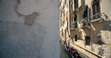 Venetian Charm: Cityscape, Canals, Boats, and Architectural Beauty in Italys Romantic City. Yüksek kalite 4k görüntü